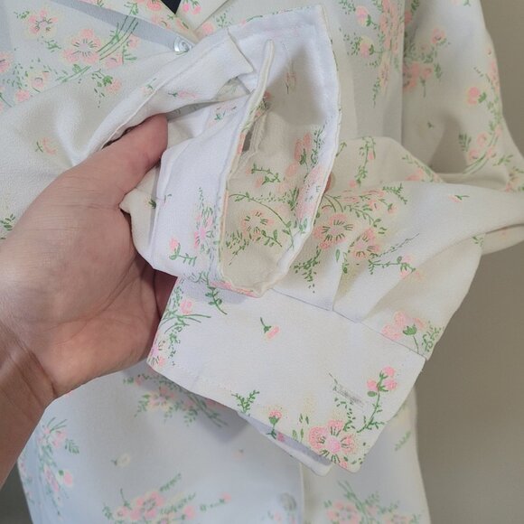 Vintage white floral shirt, 1970s handmade floral shirt - Picture 10 of 11